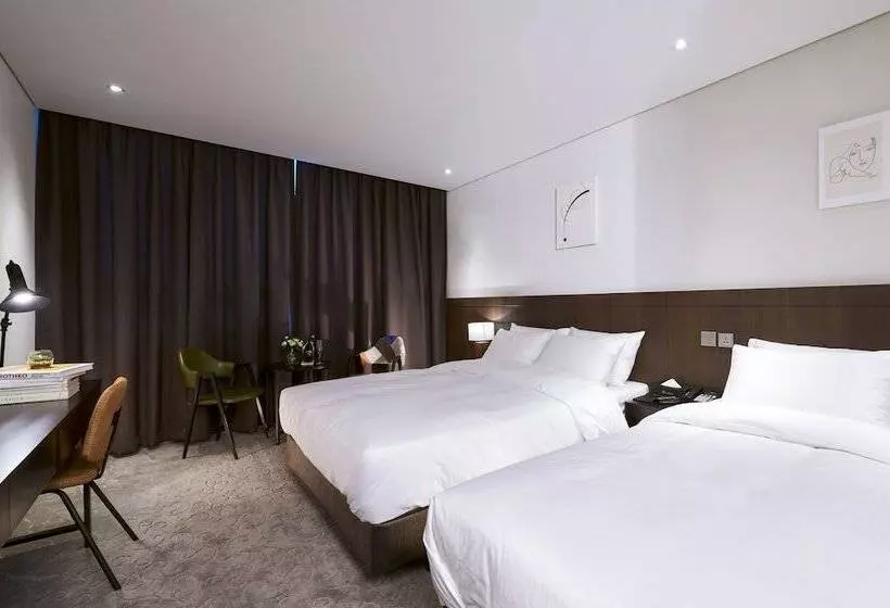 Fotos del hotel Mfelice:  8