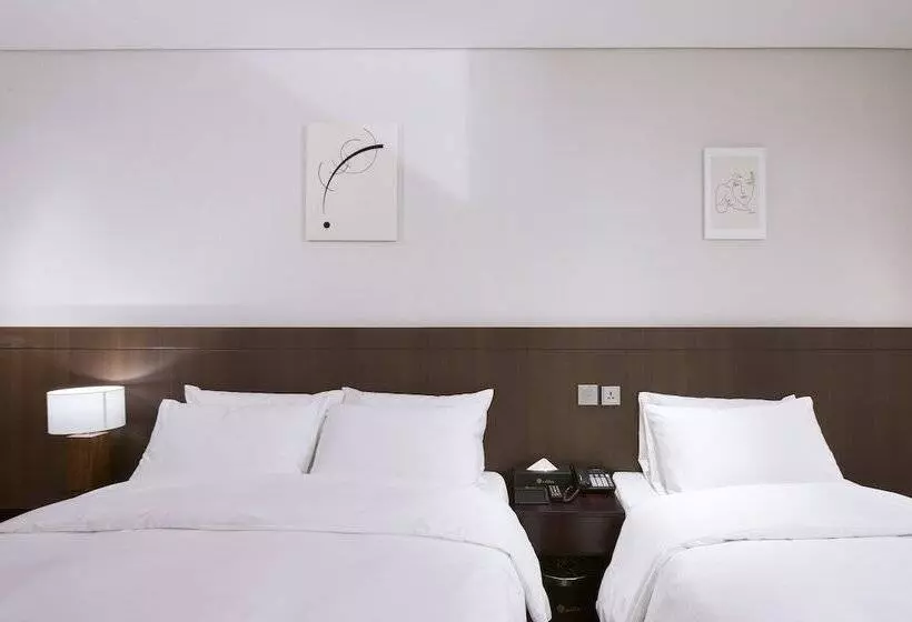 Fotos del hotel Mfelice:  7