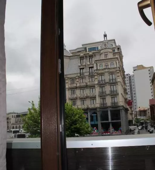 Boutique Hotel 32