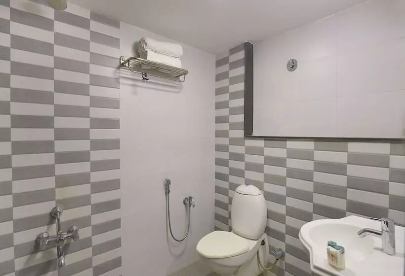 Fotos del hotel Oyo Flagship 321 Vastrapur Ahmedabad:  3