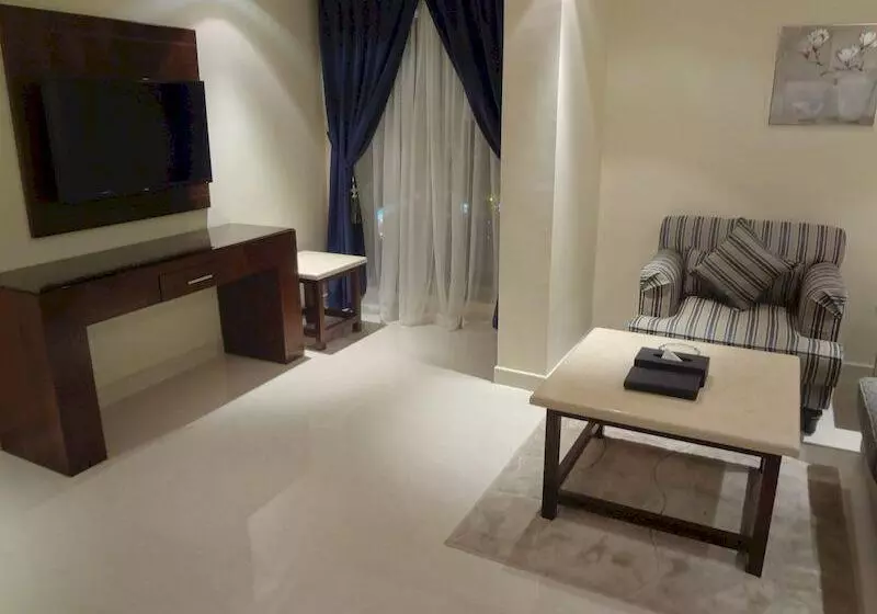 Fotos del hotel Almuhaidb Faisaliah Hotel Suites:  2