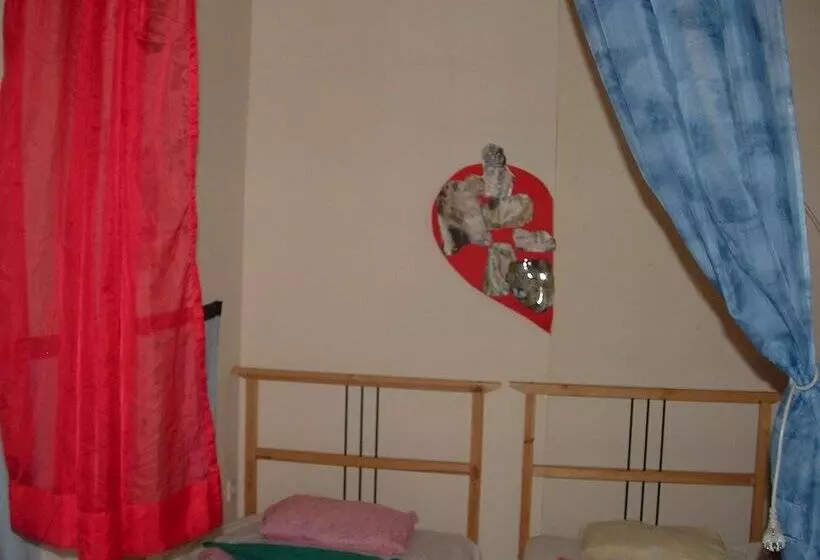 Fotos del hotel Amiga Hostel:  25