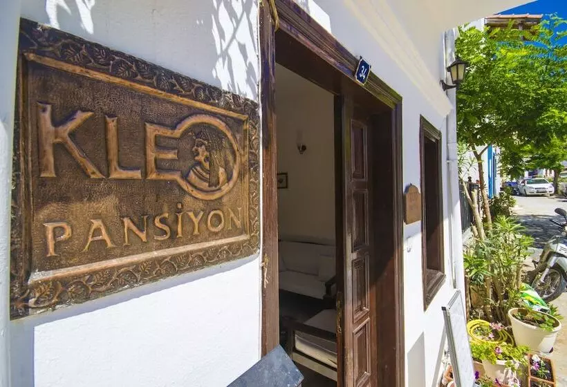 Fotos del hotel Kleo Pension:  7