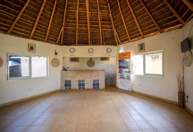 Fotos del hotel Tal Cottages:  12
