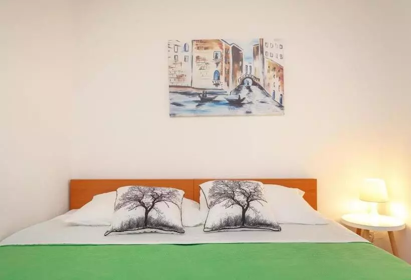Fotos del hotel Apartments Mondo:  15