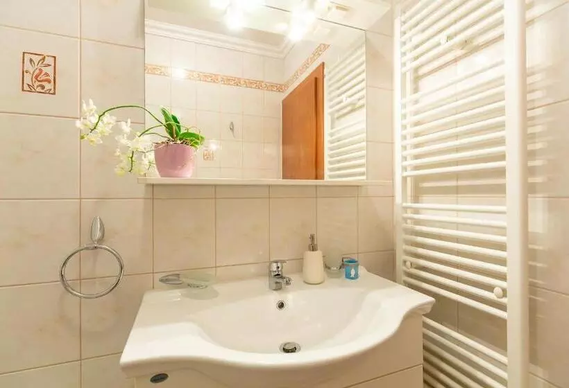 Fotos del hotel Apartments Mondo:  8