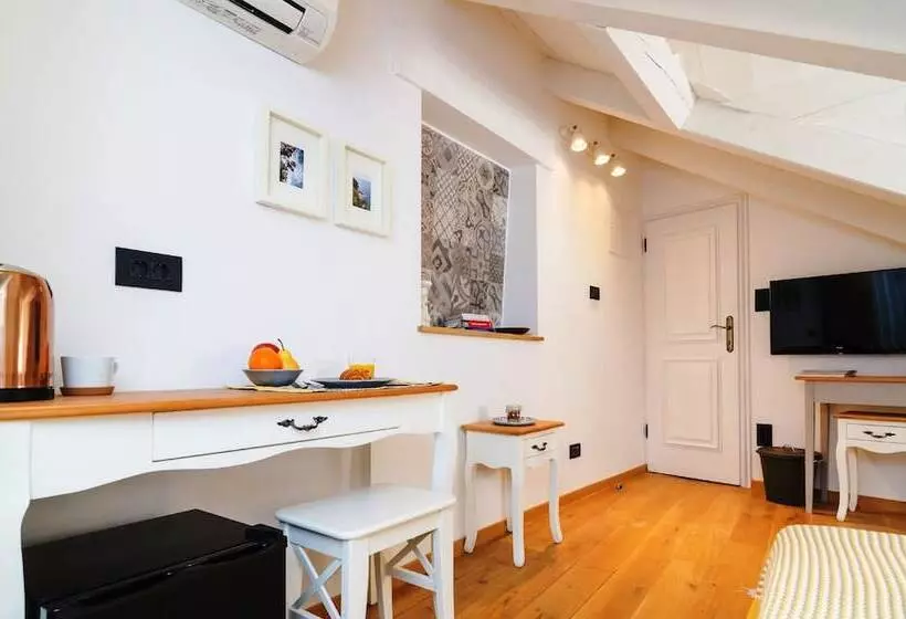 Fotos del hotel Art Home Arthur:  22