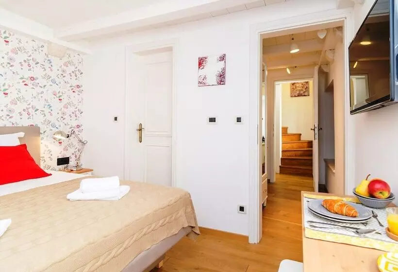 Fotos del hotel Art Home Arthur:  21