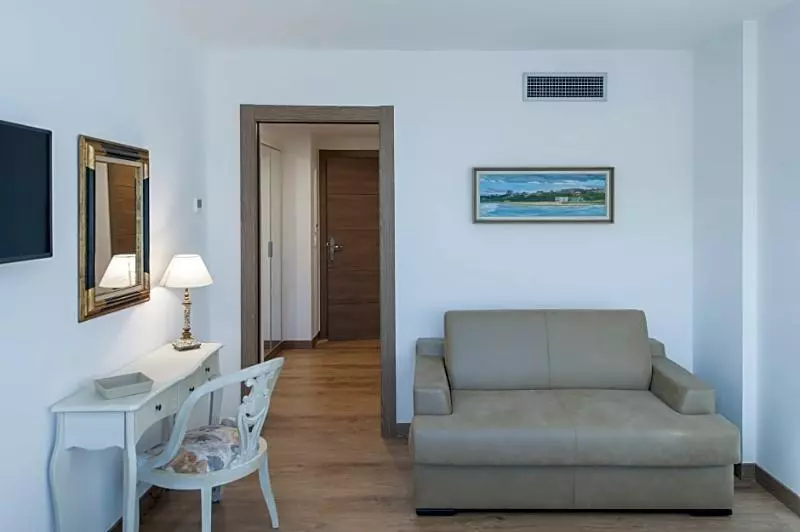Fotos del hotel Suite Home Sardinero:  23