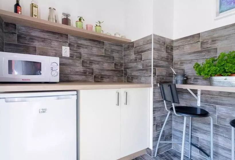 Fotos del hotel Souper Apartments Downtown:  3