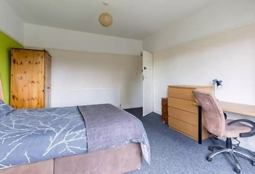 Fotos del hotel Birmingham Guest House 2:  19