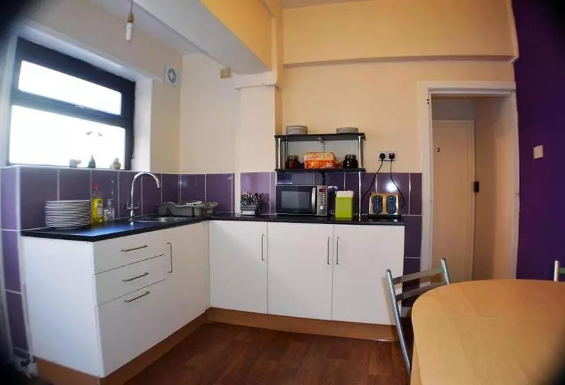 Fotos del hotel Birchfields Guest House:  10