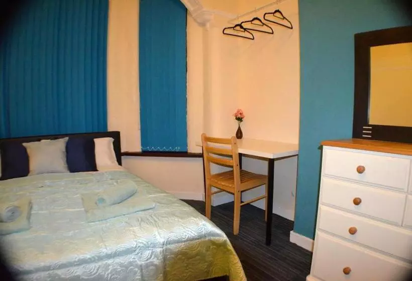 Fotos del hotel Birchfields Guest House:  15