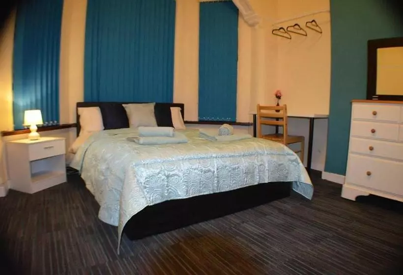 Fotos del hotel Birchfields Guest House:  17