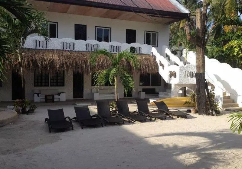 Fotos del hotel Little Mermaid Dive Resort:  9