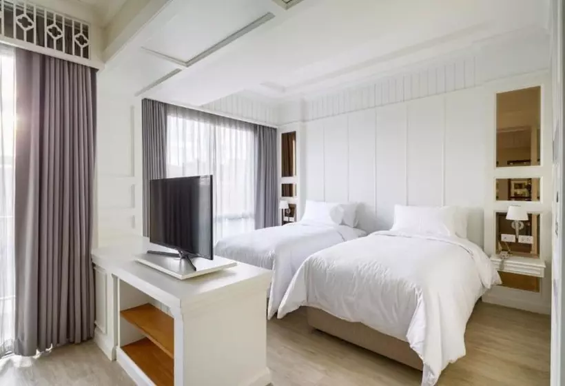 Fotos del hotel Siam Tharadol Sha Extra Plus:  11
