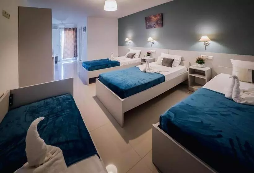 Fotos del hotel Sterling:  8