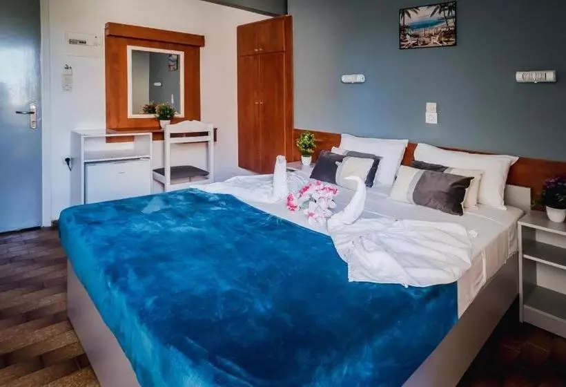 Fotos del hotel Sterling:  13