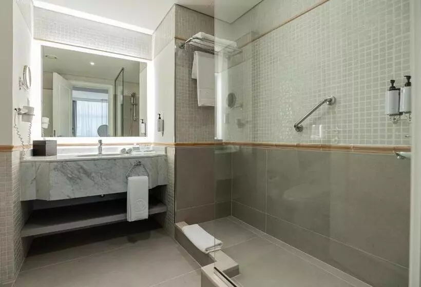 Fotos del hotel Beach Rotana - All Suites:  8