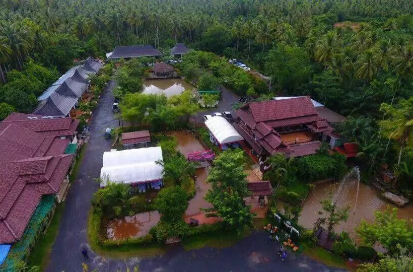 Fotos del hotel Ruean Thai Nai Bang By Pansak Resort:  16