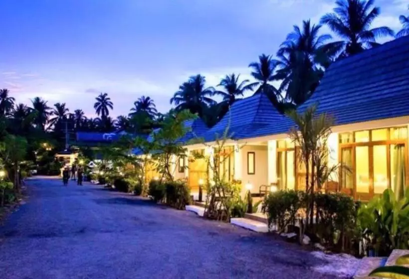 Fotos del hotel Ruean Thai Nai Bang By Pansak Resort:  19