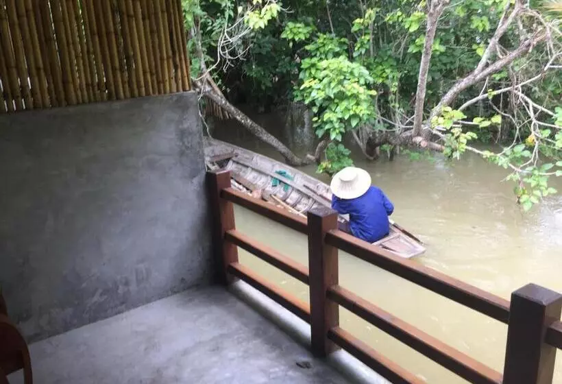 Fotos del hotel Ruean Thai Nai Bang By Pansak Resort:  24