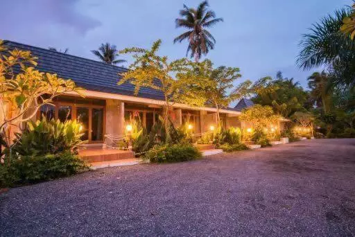 Fotos del hotel Ruean Thai Nai Bang By Pansak Resort:  9