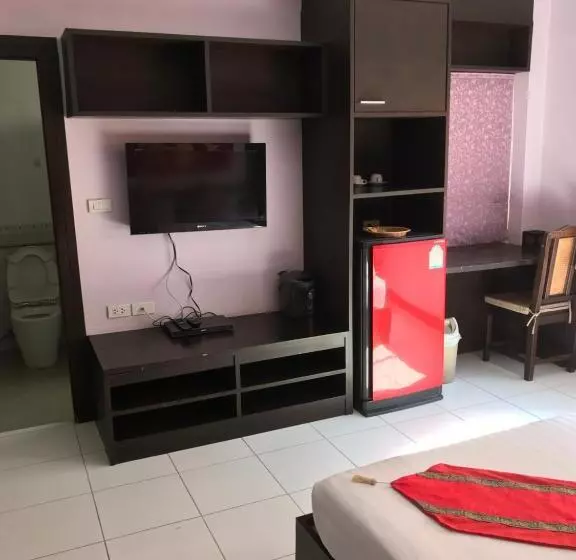 Zip Lounge & Apartments