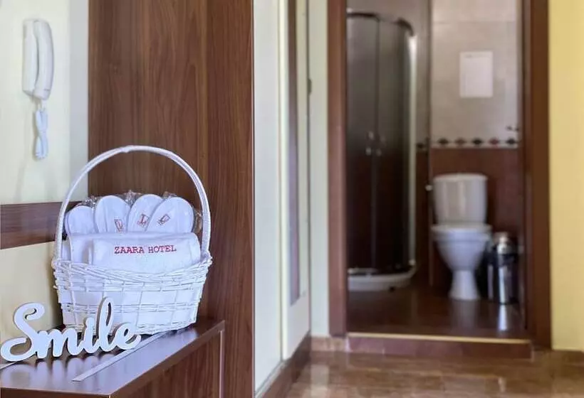 Fotos del hotel Zaara:  14
