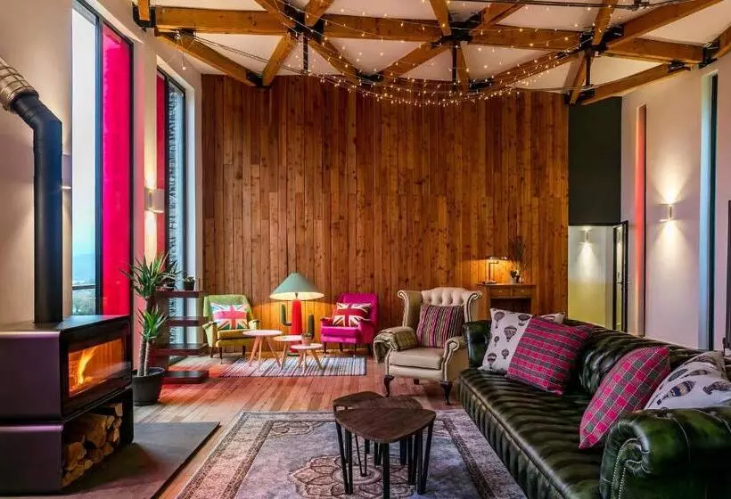 Fotos del hotel Dome House:  11