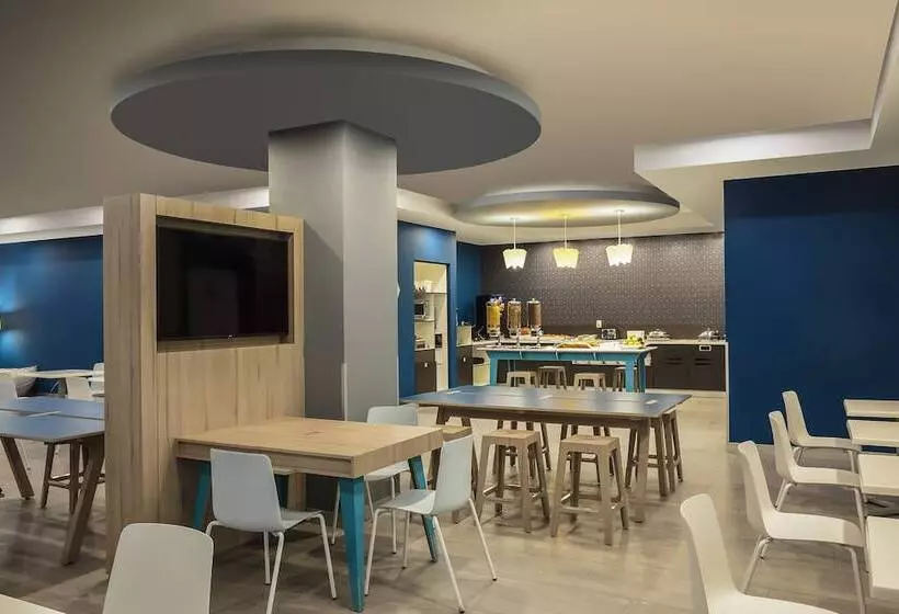 Fotos del hotel One Monterrey Tecnologico:  6
