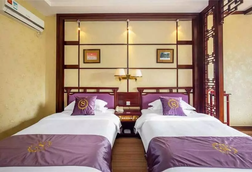 Fotos del hotel Yangshuo New Century  Vip Building:  20