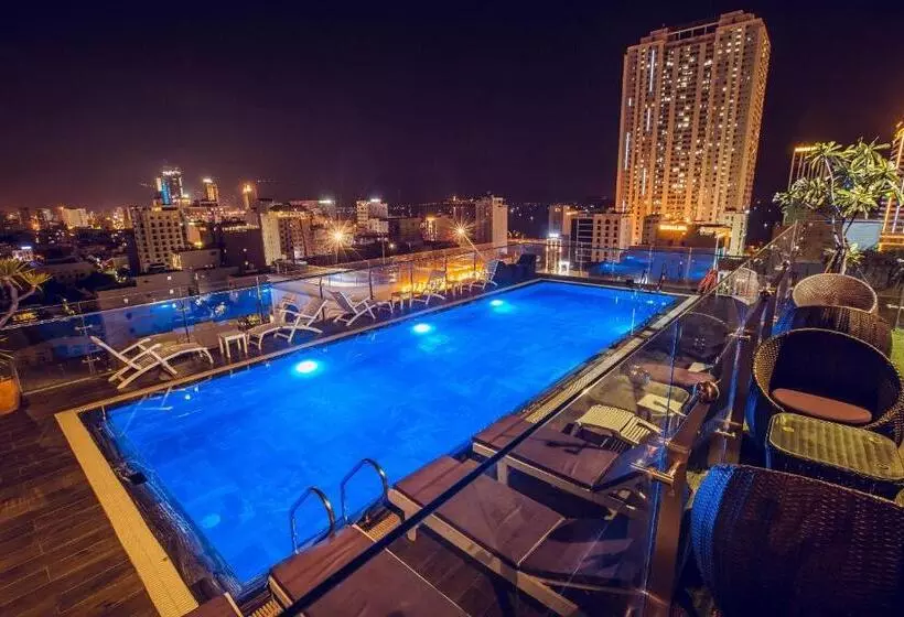 Aria Grand  & Spa