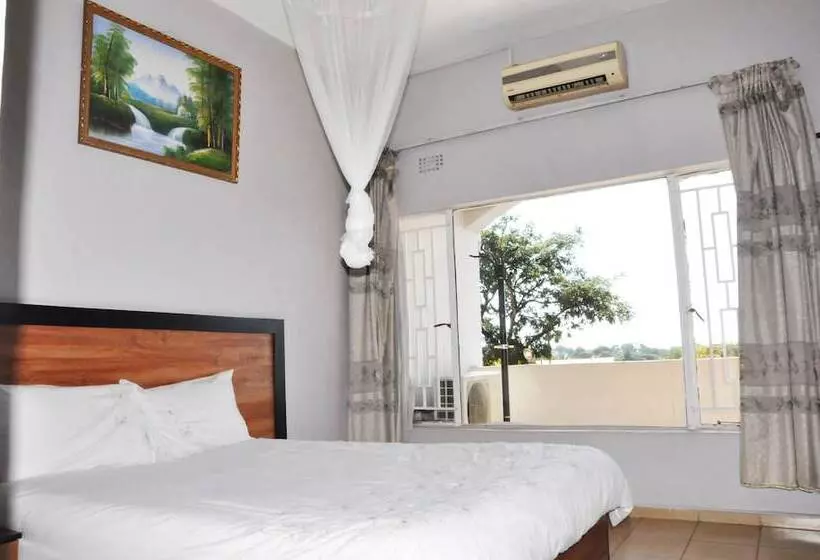 Fotos del hotel Crown Hotel Lilongwe:  2