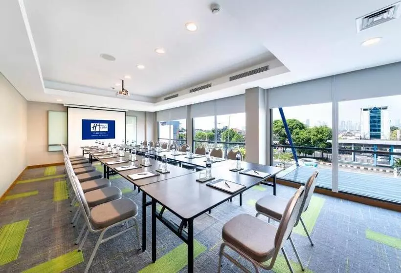 Fotos del hotel Holiday Inn Express Jakarta Matraman, An Ihg:  17