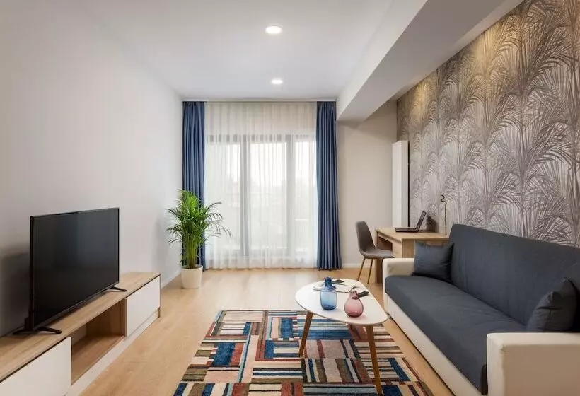 Athina Suites