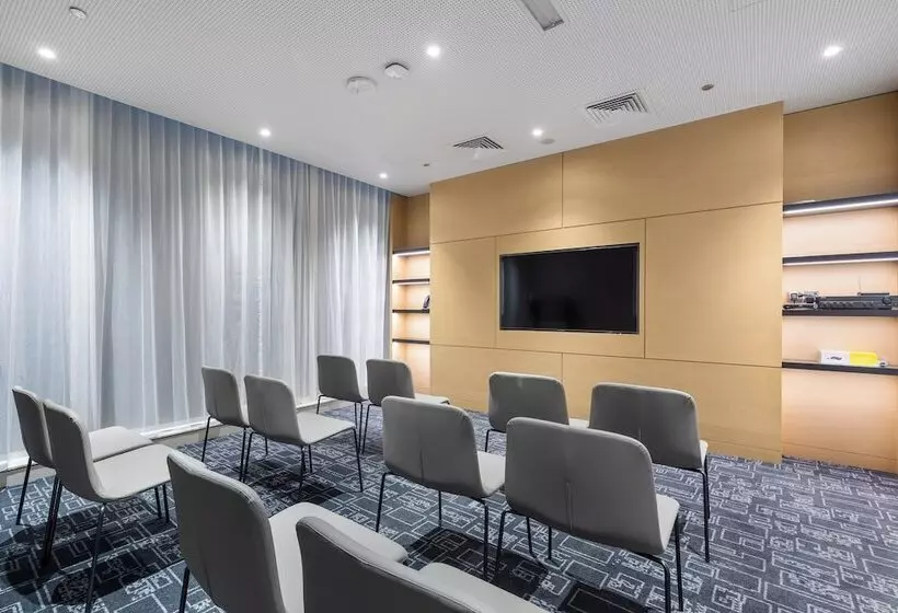 Fotos del hotel Studio M Arabian Plaza  &  Apartments By Millennium:  21