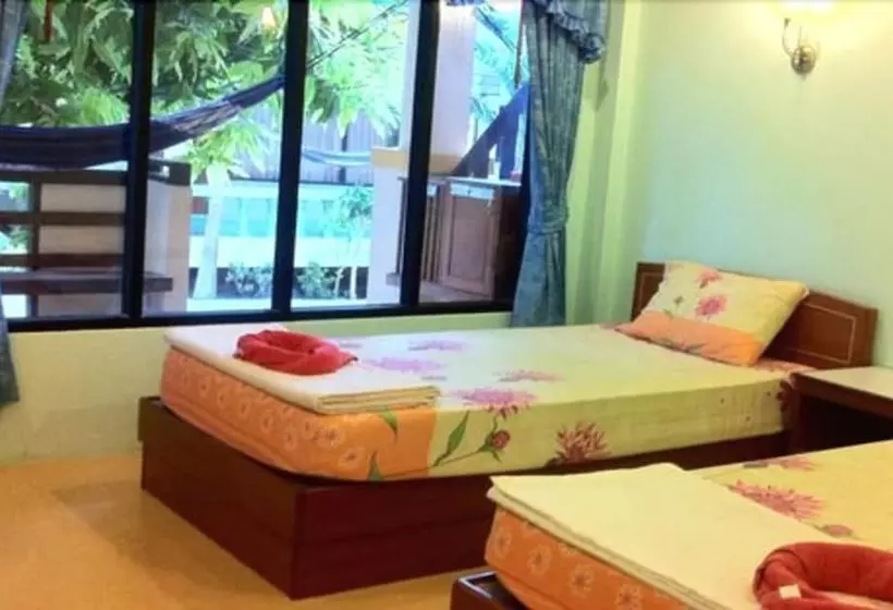 Fotos del hotel Black & White Bungalows:  24