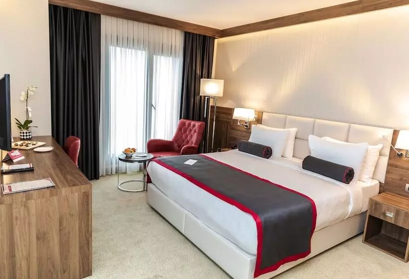 Fotos del hotel Ramada Beylikduzu:  2