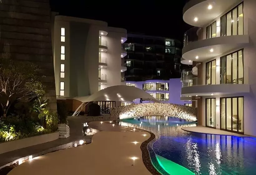 Fotos del hotel Lets Phuket Twin Sands Resort & Spa:  10