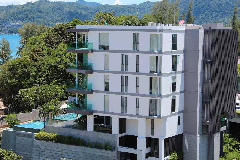 Fotos del hotel Lets Phuket Twin Sands Resort & Spa:  2