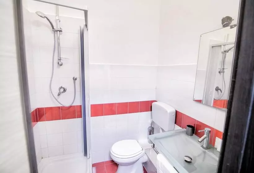 Fotos del hotel Maqueda Central Suites:  16