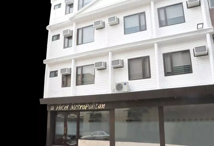 Metropolitan Karol Bagh