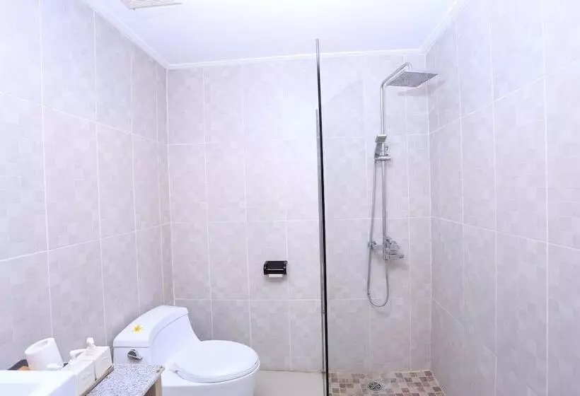 Fotos del hotel Reddoorz @ Umalas:  18