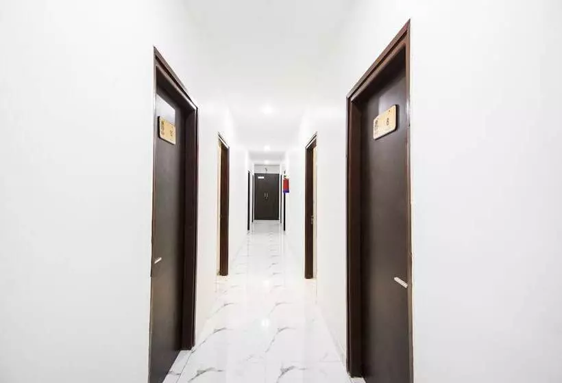 Fotos del hotel Fabexpress Travellers Inn:  3