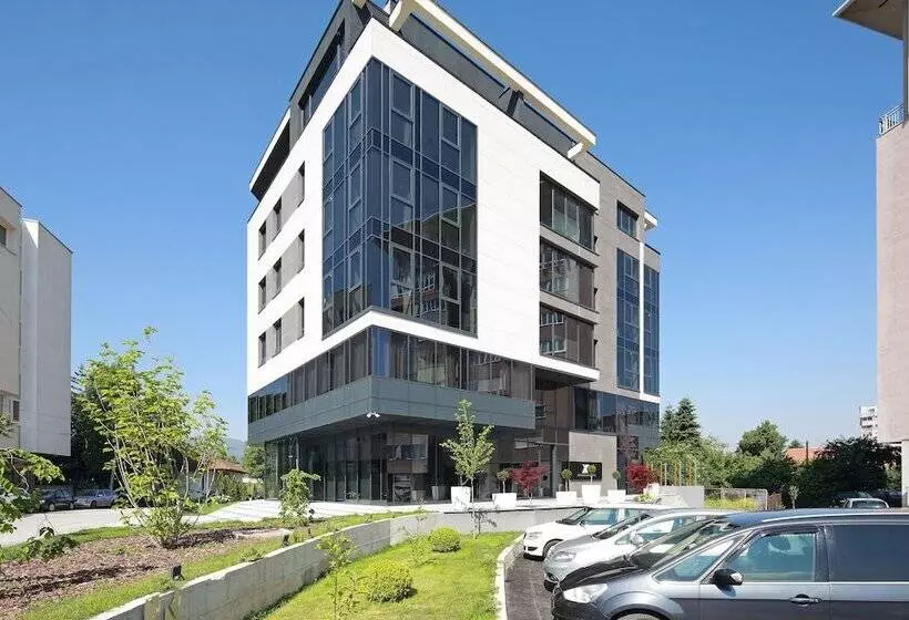 Fotos del hotel Koncept Residence:  6