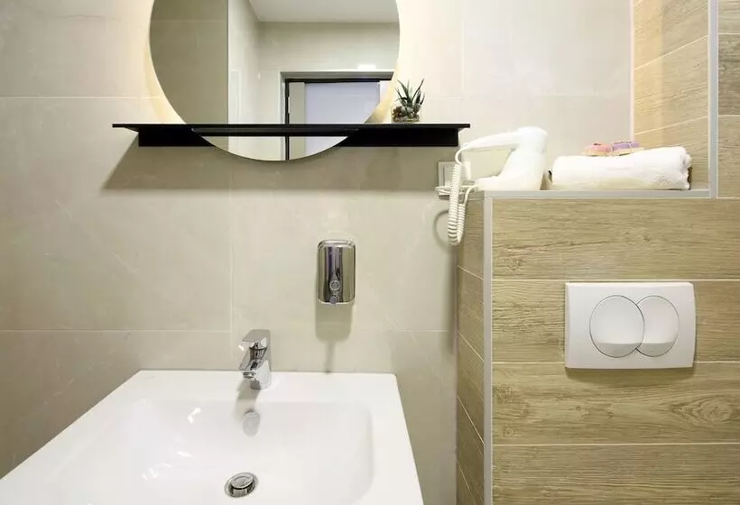 Fotos del hotel Koncept Residence:  21