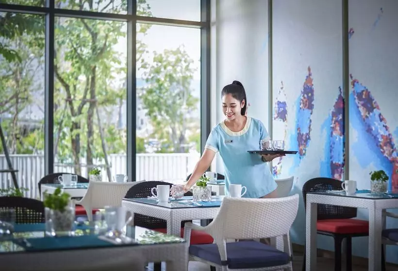 Fotos del hotel Ozo Phuket:  11