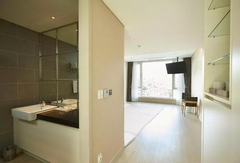 Fotos del hotel The White:  12
