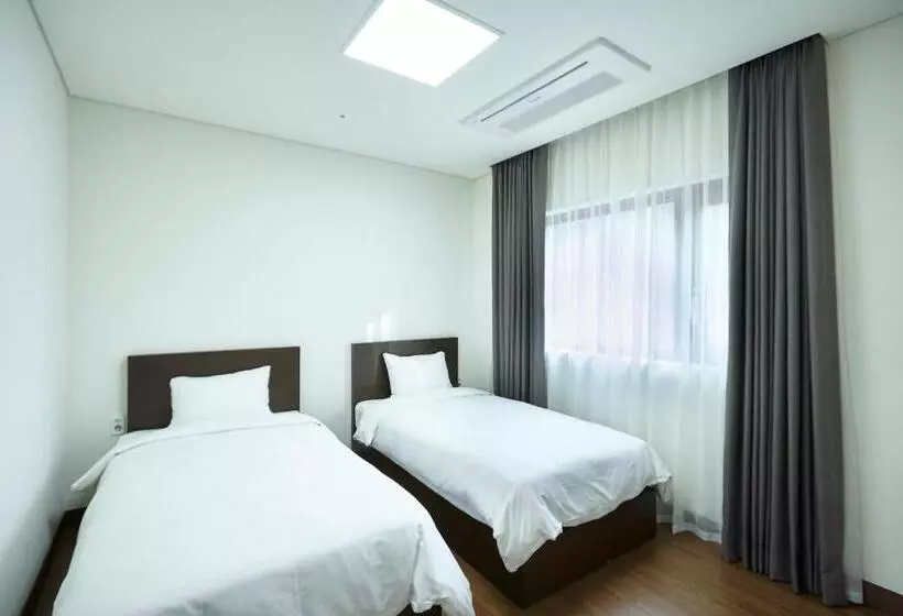 Fotos del hotel The White:  11